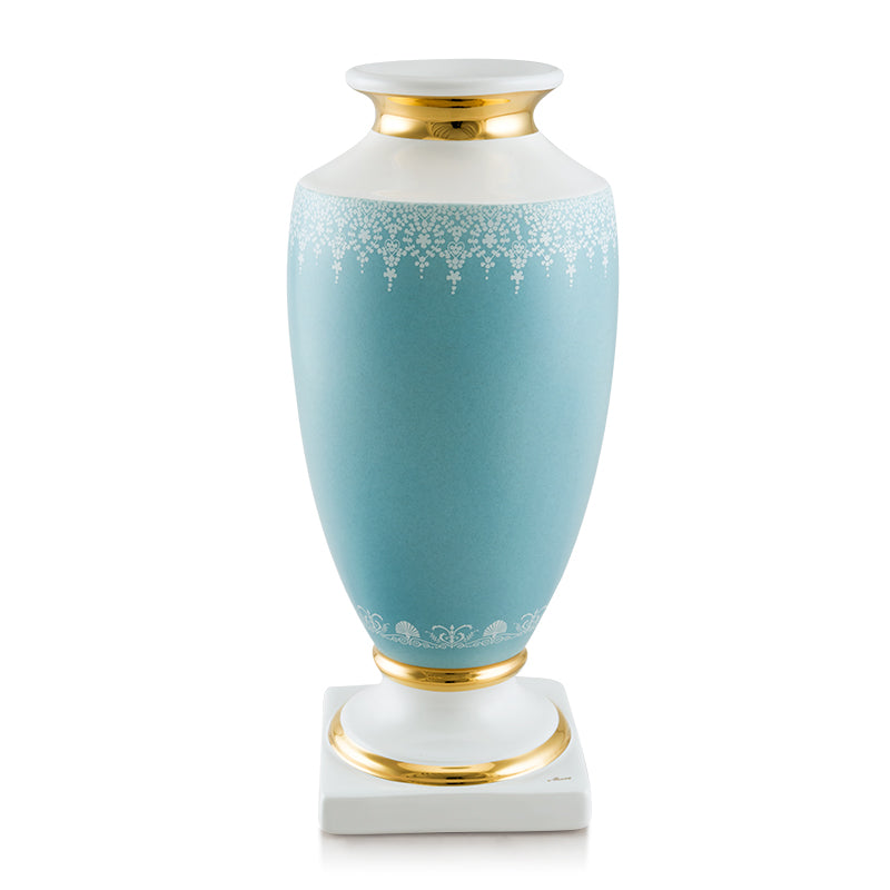 Vaso h35 in ceramica colore Bianco e Azzurro, dettagli Oro e disegni applicati